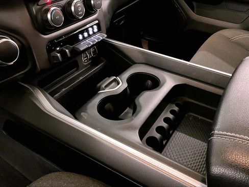 Used 2021 RAM 1500 Big Horn image 16