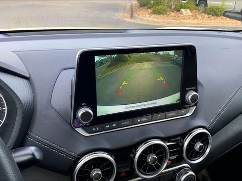 Used 2024 Nissan Sentra SV image 11