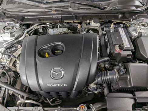 Used 2021 MAZDA MAZDA3 Sedan FWD image 31
