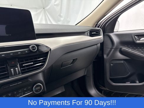 Used 2020 Ford Escape SE image 22