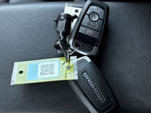 Used 2023 Ford Bronco Black Diamond AWD/4WD image 39