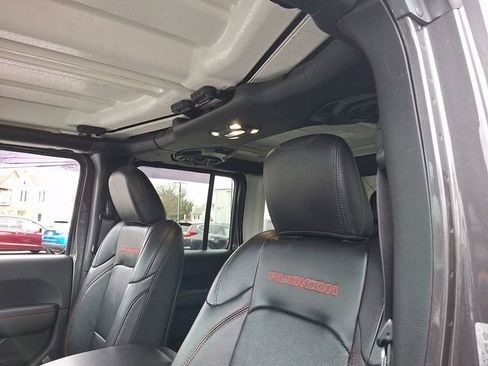 Used 2022 Jeep Wrangler Unlimited Rubicon image 13
