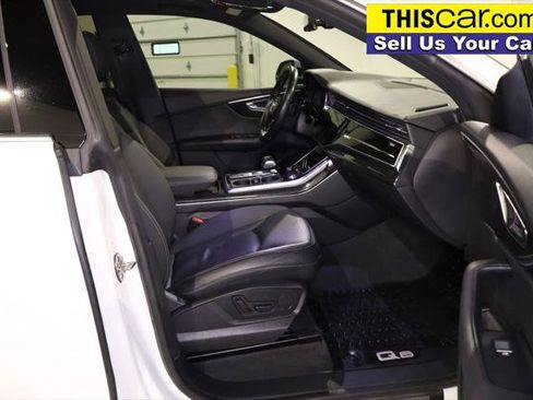 Used 2019 Audi Q8 Premium w/ Convenience Package AWD/4WD image 31