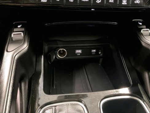 Used 2024 Kia Telluride S AWD/4WD image 27