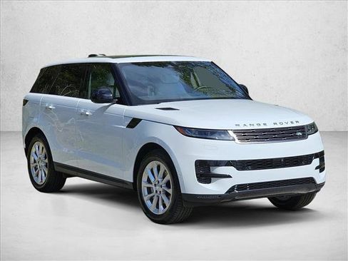 Used 2025 Land Rover Range Rover Sport image 7
