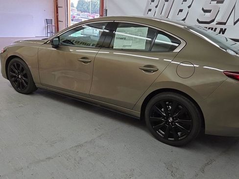 New 2025 MAZDA MAZDA3 s image 3