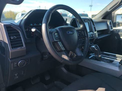 Used 2018 Ford F150 XLT w/ Equipment Group 302A Luxury image 10