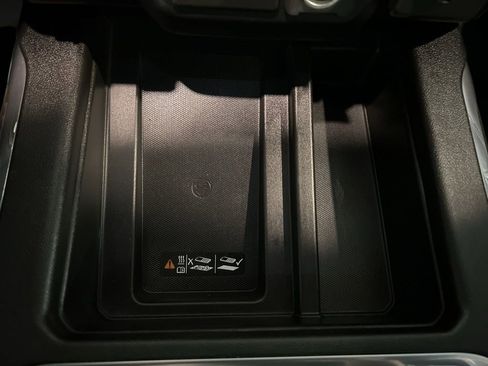 Used 2020 Chevrolet Silverado 3500 High Country AWD/4WD image 39