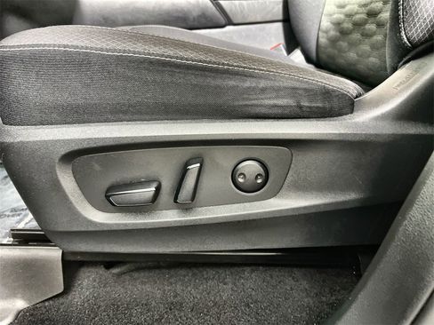 Certified 2022 Nissan Pathfinder SV image 14