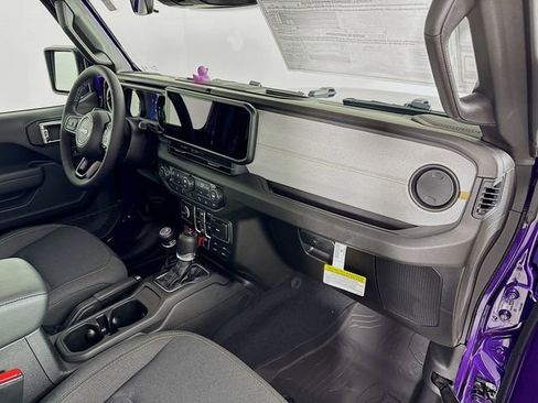 New 2026 Jeep Gladiator Sport image 31