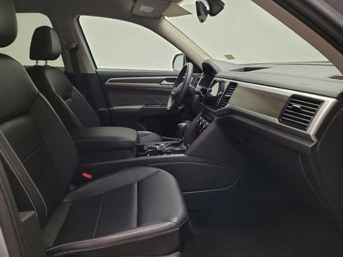 Used 2022 Volkswagen Atlas SE FWD image 21