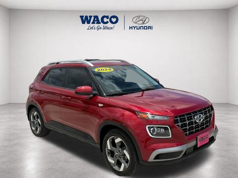 Used 2024 Hyundai Venue Limited FWD image 9