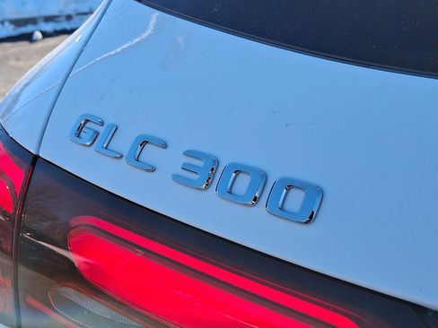 New 2026 Mercedes-Benz GLC 300 4MATIC image 24