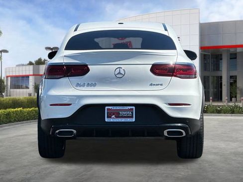Used 2023 Mercedes-Benz GLC 300 4MATIC Coupe image 5