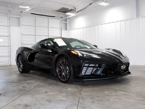 Used 2023 Chevrolet Corvette Stingray Premium Conv RWD image 2