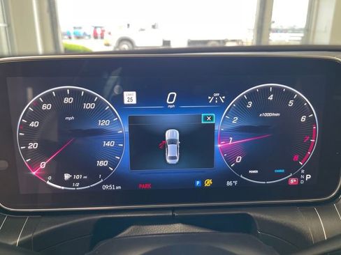 Used 2023 Mercedes-Benz C 300 Sedan image 10