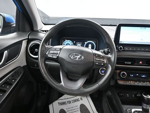 Used 2022 Hyundai Kona Limited AWD/4WD image 34