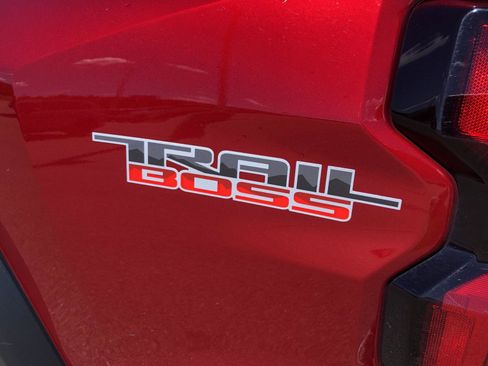 Used 2024 Chevrolet Colorado Trail Boss AWD/4WD image 6