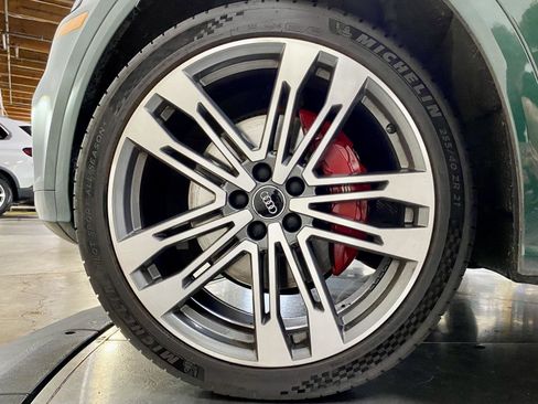 Used 2018 Audi SQ5 Prestige w/ Prestige Package AWD/4WD image 11