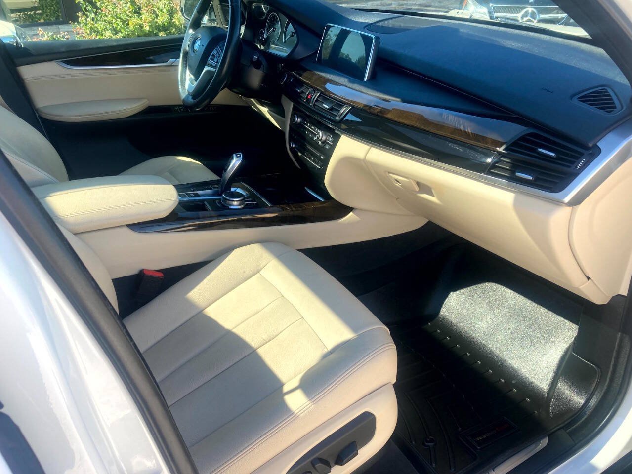 Used 2017 BMW X5 xDrive35d AWD/4WD image 16