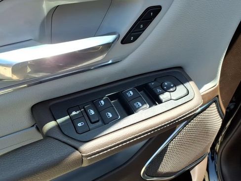 New 2026 RAM 1500 Laramie AWD/4WD image 21
