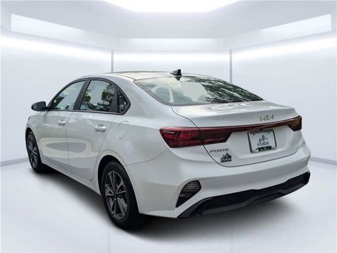 Used 2024 Kia Forte LXS FWD image 5