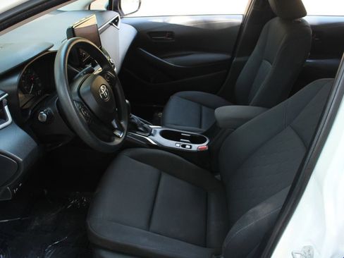 Used 2023 Toyota Corolla LE FWD image 14