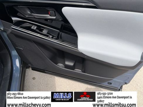 Used 2023 Subaru Solterra AWD image 25