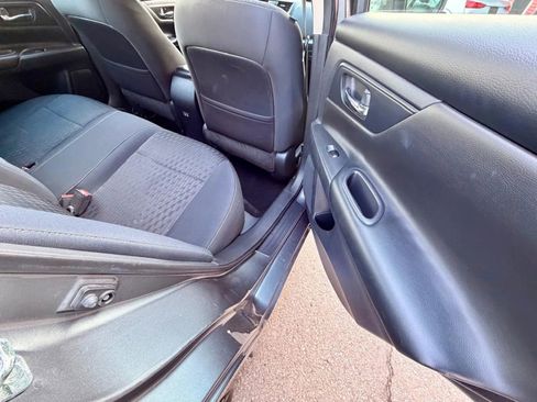 Used 2017 Nissan Altima 2.5 S w/ Power Driver Seat Package image 6