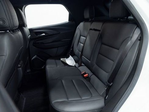 Used 2023 Chevrolet TrailBlazer ACTIV w/ Convenience Package image 23