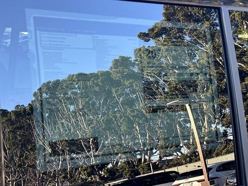 New 2026 Land Rover Defender 110 X-Dynamic SE image 29