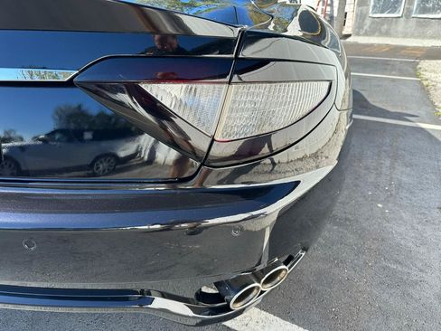 Used 2011 Maserati GranTurismo S RWD image 6