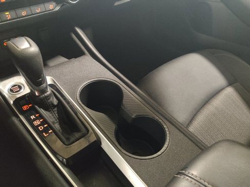 Used 2025 Nissan Altima 2.5 SV FWD image 26