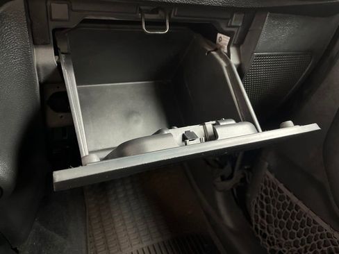 Used 2018 Jeep Wrangler Sport AWD/4WD image 28