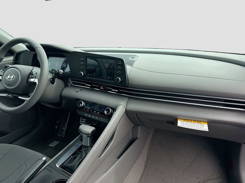 New 2026 Hyundai Elantra Sport image 21