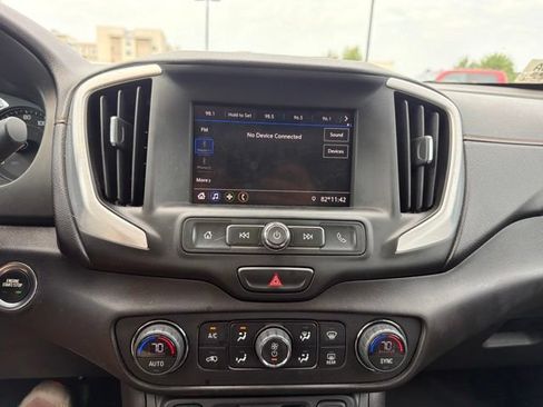 Used 2020 GMC Terrain SLE w/ Driver Convenience Package FWD image 16
