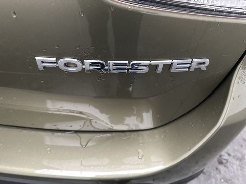 Used 2024 Subaru Forester Premium AWD/4WD image 12