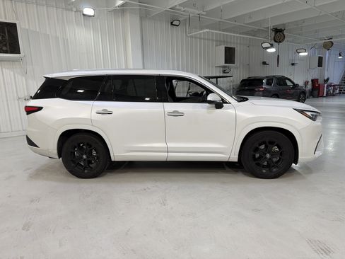 Used 2024 Lexus TX 350 FWD image 6