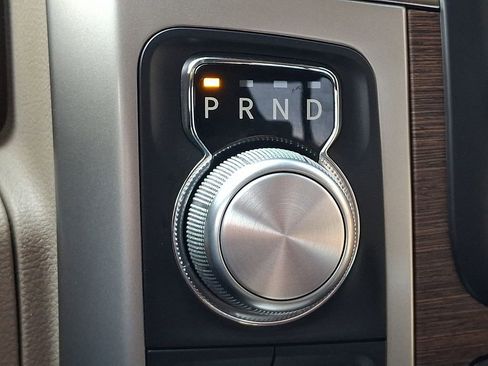 Used 2017 RAM 1500 Laramie w/ Convenience Group image 14