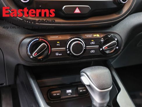 Used 2024 Kia Soul LX w/ Option Group 015 FWD image 20