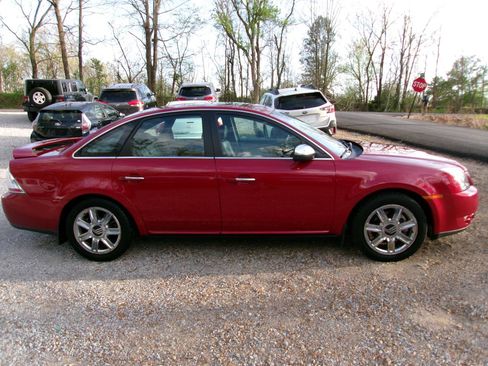 Used 2009 Mercury Sable Premier image 9