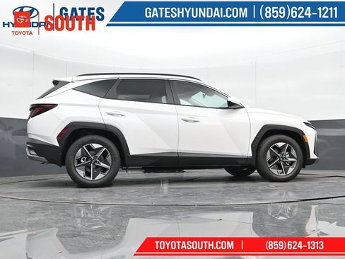 Used 2025 Hyundai Tucson SEL FWD image 32