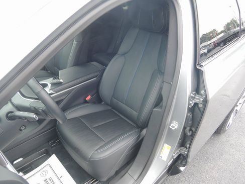 Used 2024 Cadillac Lyriq Luxury w/ LPO, Floor Liner Package image 6