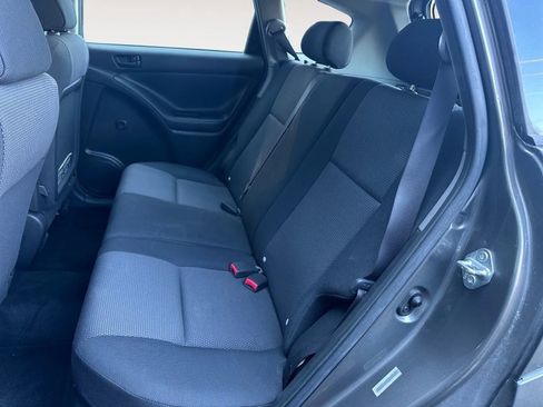 Used 2007 Pontiac Vibe w/ Preferred Package image 14