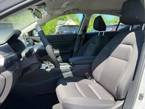 New 2026 Nissan Altima 2.5 SV FWD image 11