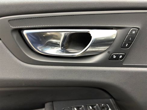 Certified 2023 Volvo XC60 B5 Plus w/ Climate Package image 12