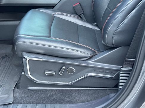 Used 2023 Ford F150 Lariat w/ Equipment Group 502A High AWD/4WD image 19