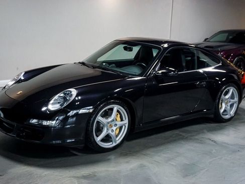 Used 2006 Porsche 911 Carrera S RWD image 5