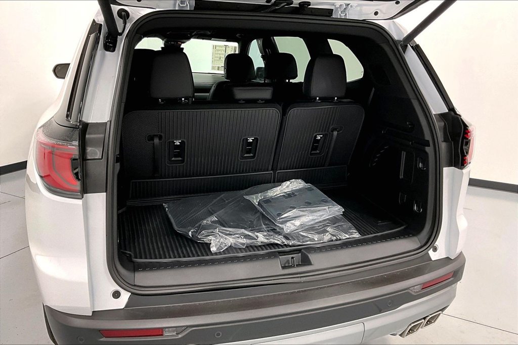 New 2026 GMC Acadia Elevation w/ Black Edition FWD image 31