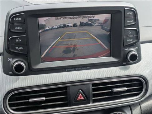 Used 2020 Hyundai Kona SEL FWD image 12